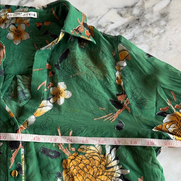 Alice + Olivia Eloise Green Floral Silk Burnout Roll Cuff Blouse Women’s Small - Picture 10 of 14